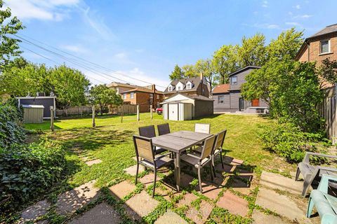 Photo 38 at 905 & 907 Glencairn Avenue, Glen Park, Toronto