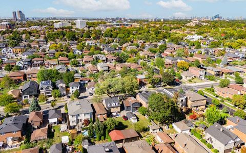 Photo 45 at 905 & 907 Glencairn Avenue, Glen Park, Toronto