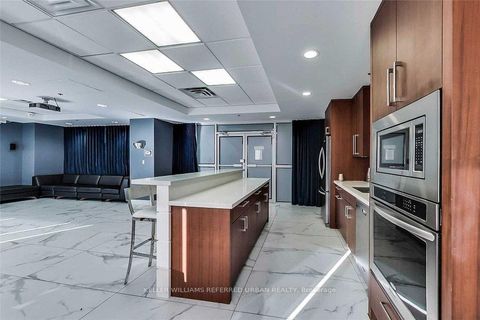 Photo 17 at 426 - 1029 King Street W, Niagara, Toronto
