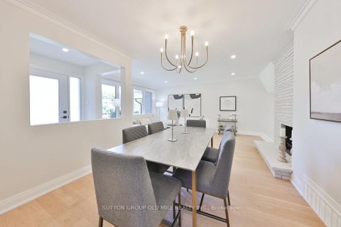 Photo 8 at 36 Laurelwood Crescent, Richview, Toronto