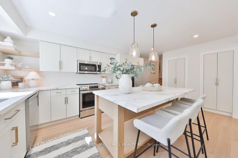 Photo 13 at 36 Laurelwood Crescent, Richview, Toronto