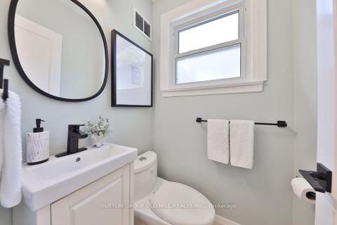 Photo 20 at 36 Laurelwood Crescent, Richview, Toronto