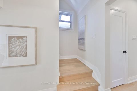 Photo 21 at 36 Laurelwood Crescent, Richview, Toronto