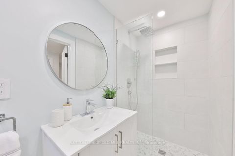 Photo 35 at 36 Laurelwood Crescent, Richview, Toronto
