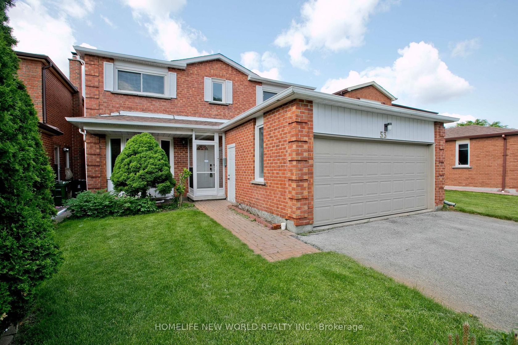 53 Sanwood Boulevard, Steeles, Toronto by Alessia Polo 53 Sanwood Boulevard, Steeles, Toronto