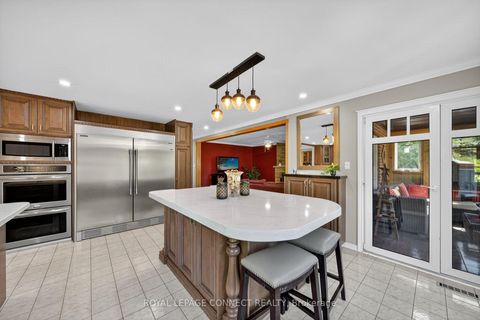 Photo 5 at 90 Golf Links Drive, Aurora Highlands, Aurora