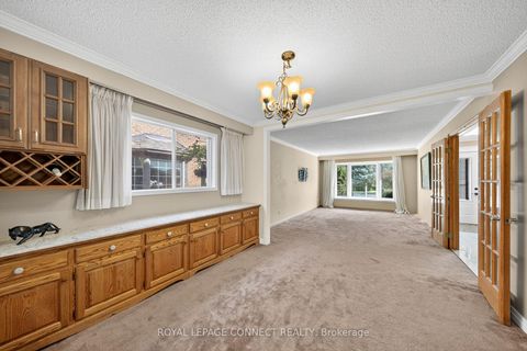 Photo 12 at 90 Golf Links Drive, Aurora Highlands, Aurora