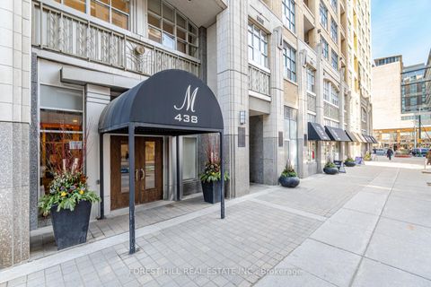 Photo 1 at 722 - 438 Richmond Street W, Waterfront Communities C1, Toronto