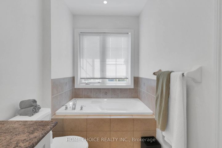 Photo 25 at 328 Rita's Avenue N, Summerhill Estates, Newmarket