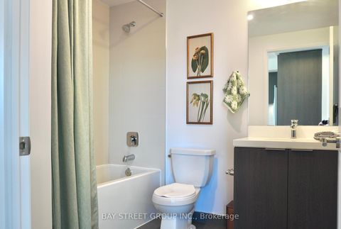 Photo 4 at 3219 - 50 Dunfield Avenue, Mount Pleasant West, Toronto