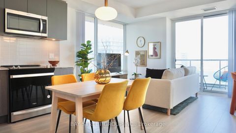Photo 6 at 3219 - 50 Dunfield Avenue, Mount Pleasant West, Toronto