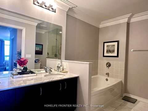 Photo 11 at 903 - 1135 Royal York Road, Humber Valley, Toronto