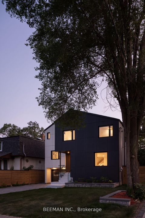 Photo 2 at 188 Wilfred Avenue, Willowdale East, Toronto