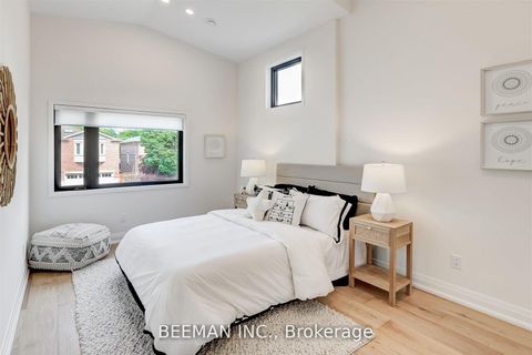 Photo 26 at 188 Wilfred Avenue, Willowdale East, Toronto
