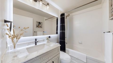 Photo 28 at 1908 - 33 Bay Street, Waterfront Communities C1, Toronto