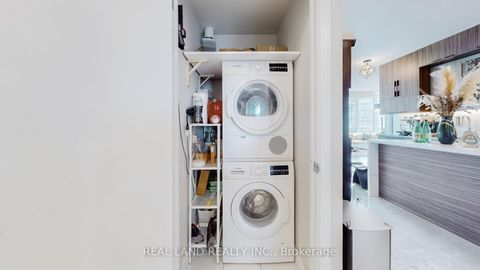 Photo 33 at 1908 - 33 Bay Street, Waterfront Communities C1, Toronto