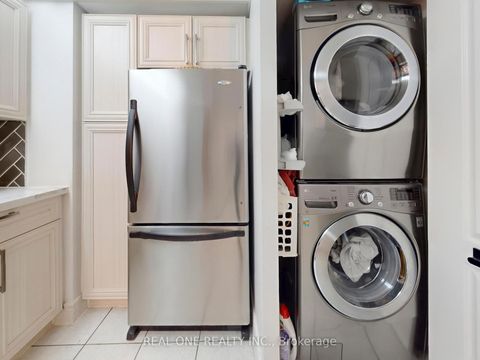 Photo 21 at 617 - 5418 Yonge Street, Willowdale West, Toronto