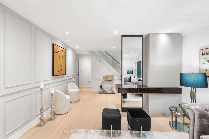 Photo 2 at 11 Jondan Crescent, Royal Orchard, Markham