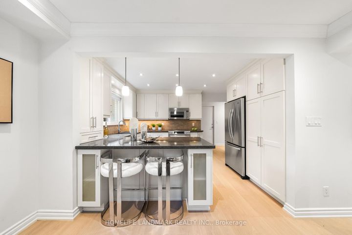 Photo 10 at 11 Jondan Crescent, Royal Orchard, Markham