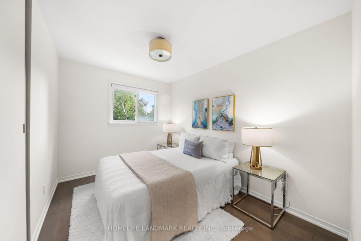 Photo 17 at 11 Jondan Crescent, Royal Orchard, Markham