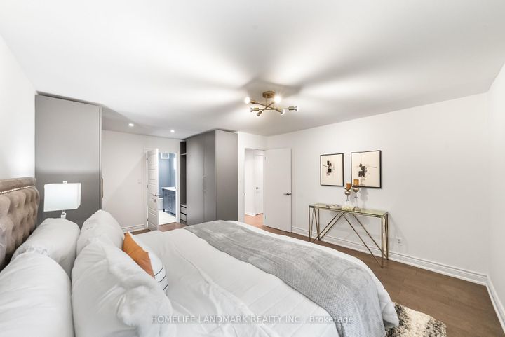 Photo 19 at 11 Jondan Crescent, Royal Orchard, Markham