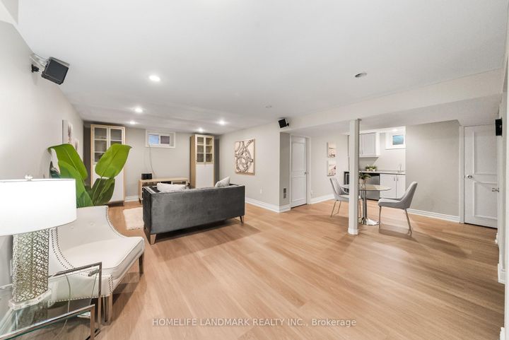 Photo 26 at 11 Jondan Crescent, Royal Orchard, Markham
