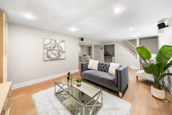 Photo 28 at 11 Jondan Crescent, Royal Orchard, Markham