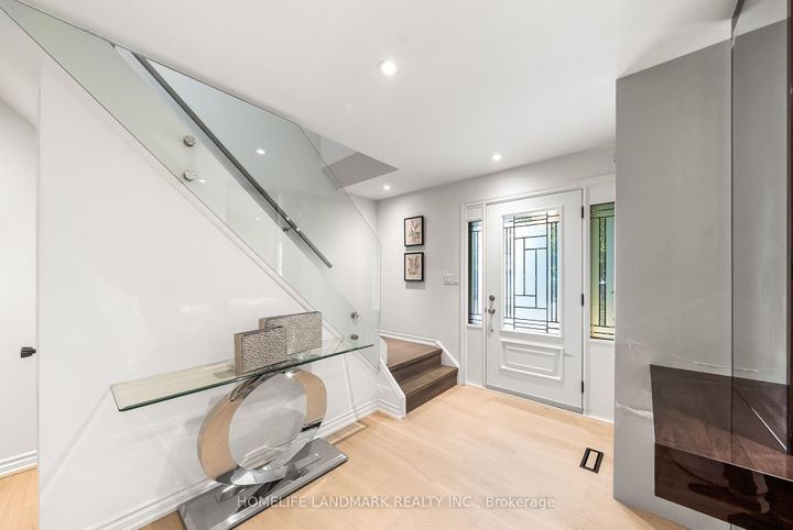 Photo 37 at 11 Jondan Crescent, Royal Orchard, Markham