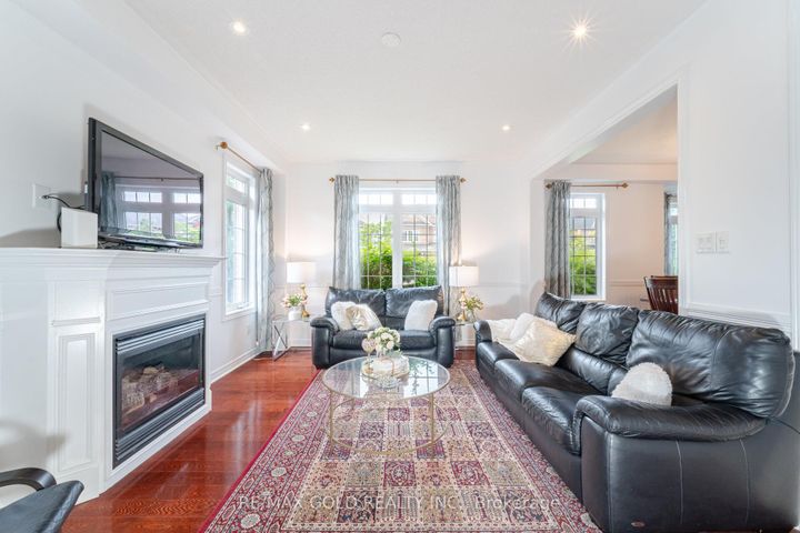 Photo 11 at 16 Larkberry Road, Credit Valley, Brampton