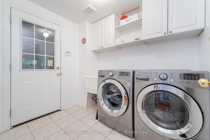 Photo 17 at 16 Larkberry Road, Credit Valley, Brampton