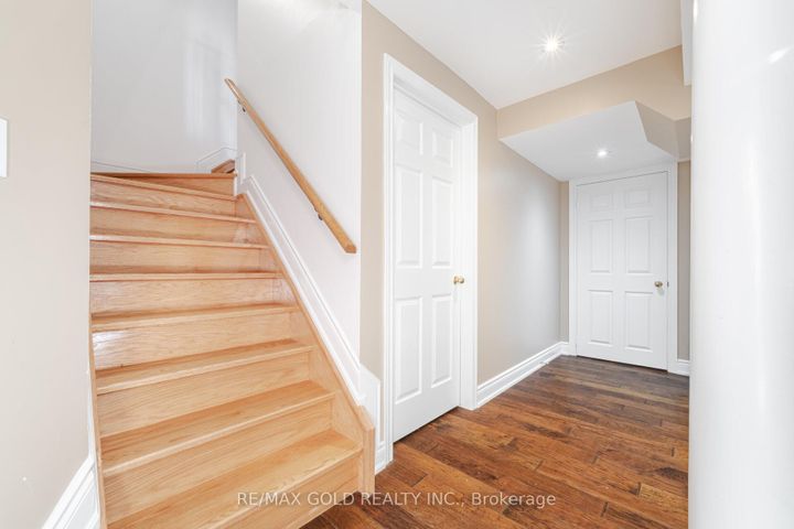 Photo 32 at 16 Larkberry Road, Credit Valley, Brampton