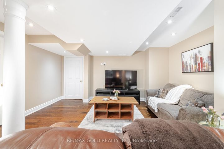Photo 33 at 16 Larkberry Road, Credit Valley, Brampton