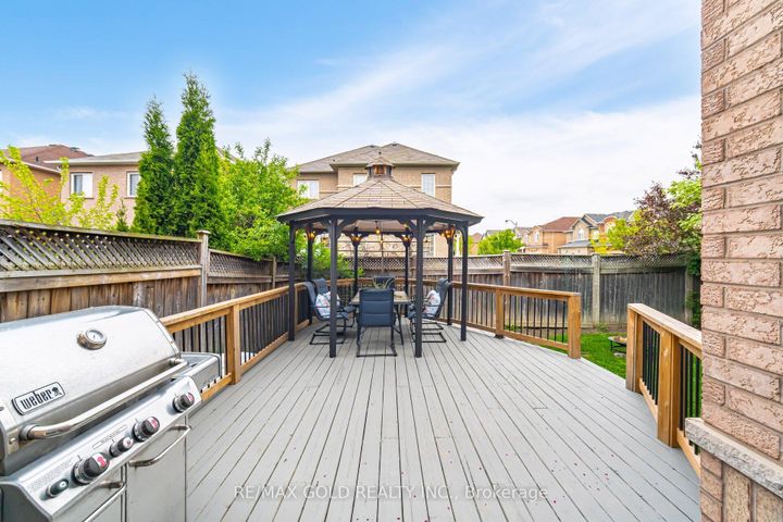 Photo 40 at 16 Larkberry Road, Credit Valley, Brampton