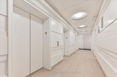 Photo 5 at 4402 - 12 York Street, Waterfront Communities C1, Toronto