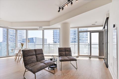 Photo 9 at 4402 - 12 York Street, Waterfront Communities C1, Toronto