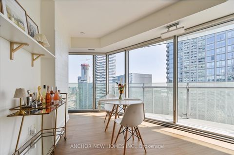 Photo 13 at 4402 - 12 York Street, Waterfront Communities C1, Toronto