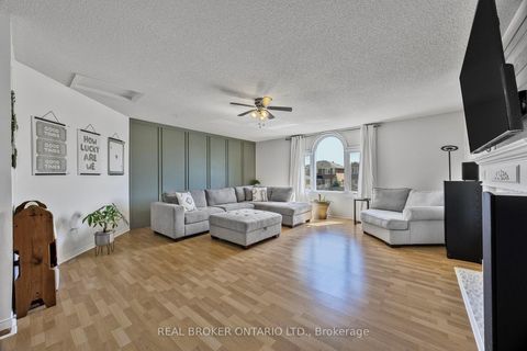 Photo 12 at 32 BLACK WILLOW Drive, Holly, Barrie