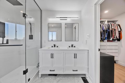 Photo 28 at 32 BLACK WILLOW Drive, Holly, Barrie