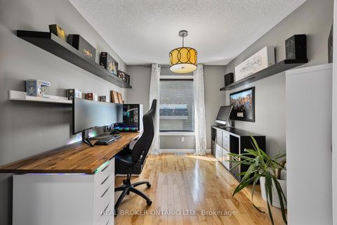 Photo 30 at 32 BLACK WILLOW Drive, Holly, Barrie