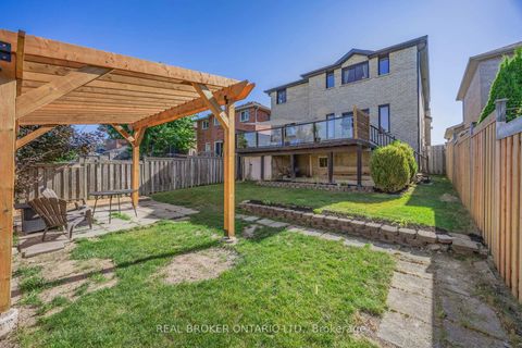 Photo 45 at 32 BLACK WILLOW Drive, Holly, Barrie