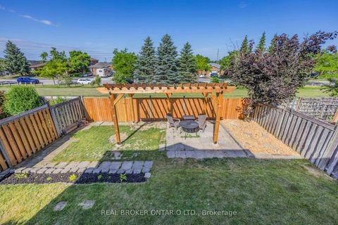 Photo 46 at 32 BLACK WILLOW Drive, Holly, Barrie
