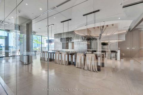Photo 25 at 4004 - 88 Harbour Street, Waterfront Communities C1, Toronto
