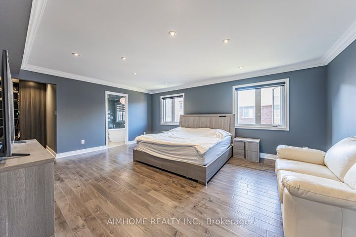 Photo 22 at 986 Wilbur Pipher Circle, Wyndham, Newmarket