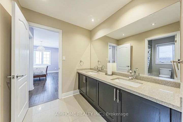 Photo 32 at 986 Wilbur Pipher Circle, Wyndham, Newmarket