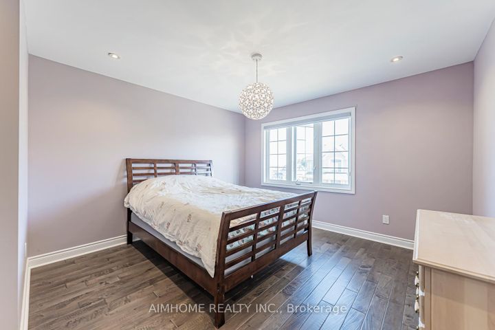 Photo 35 at 986 Wilbur Pipher Circle, Wyndham, Newmarket
