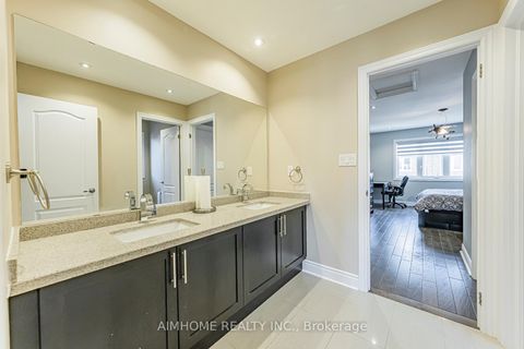 Photo 33 at 986 Wilbur Pipher Circle, Wyndham, Newmarket