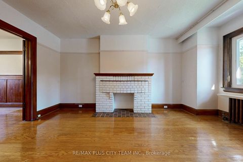 Photo 4 at 180 Pendrith Street, Junction, Toronto