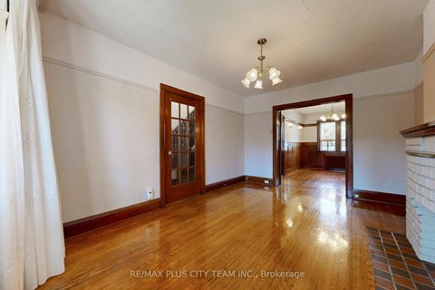 Photo 5 at 180 Pendrith Street, Junction, Toronto