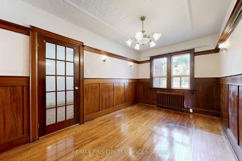 Photo 7 at 180 Pendrith Street, Junction, Toronto