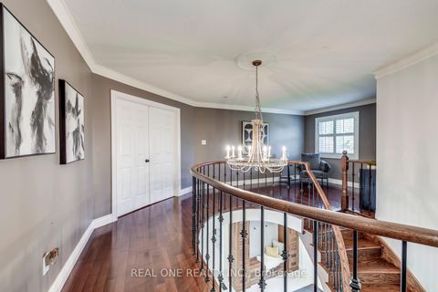 Photo 23 at 1340 Greeneagle Drive, GA Glen Abbey, Oakville